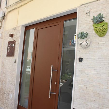 Appartement Happynesshouse_Locazione Turistica à Trani Extérieur photo
