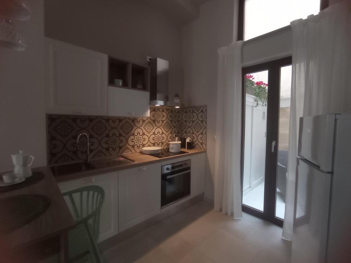 Appartement Happynesshouse_Locazione Turistica à Trani Extérieur photo