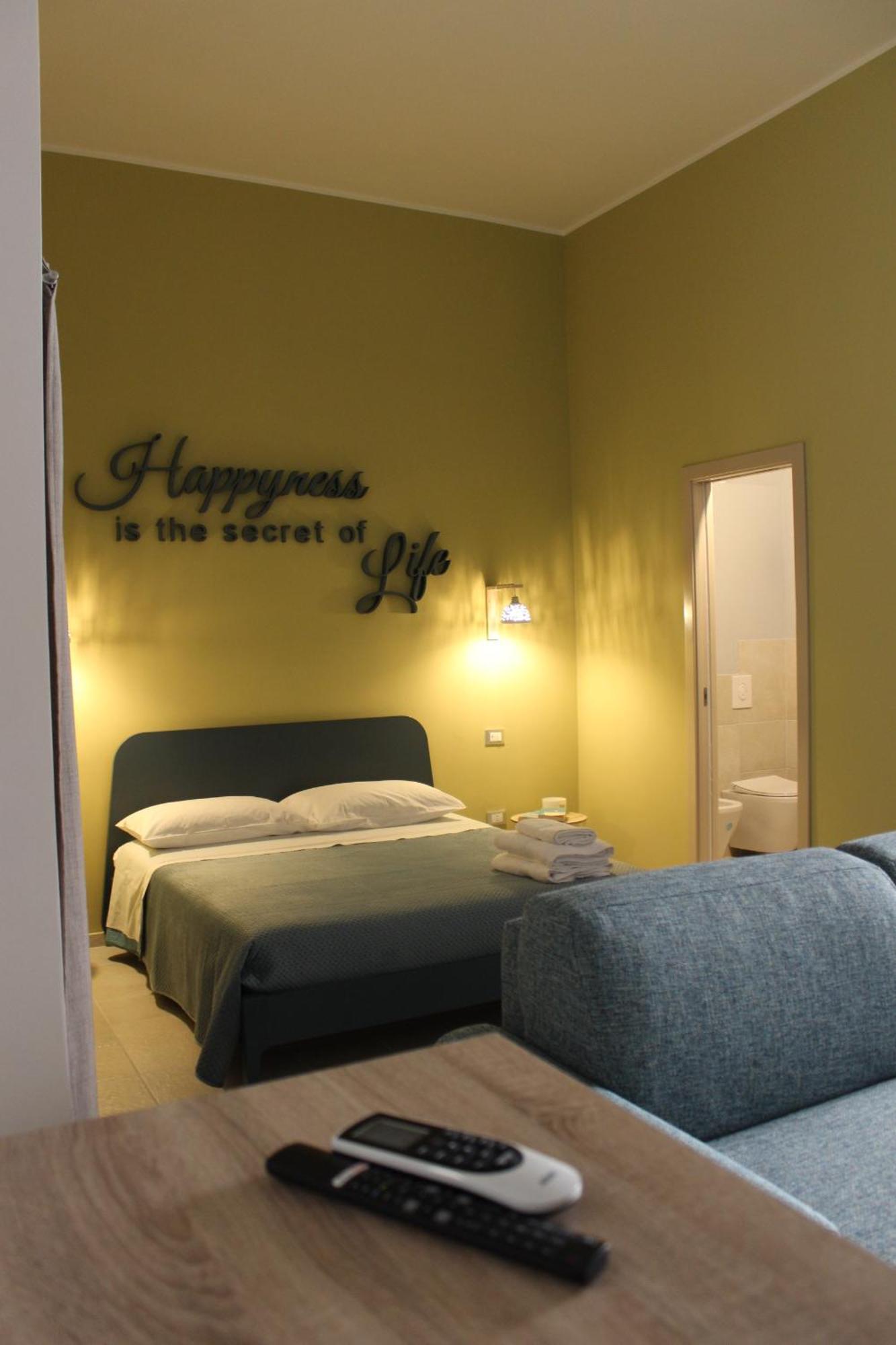 Appartement Happynesshouse_Locazione Turistica à Trani Extérieur photo