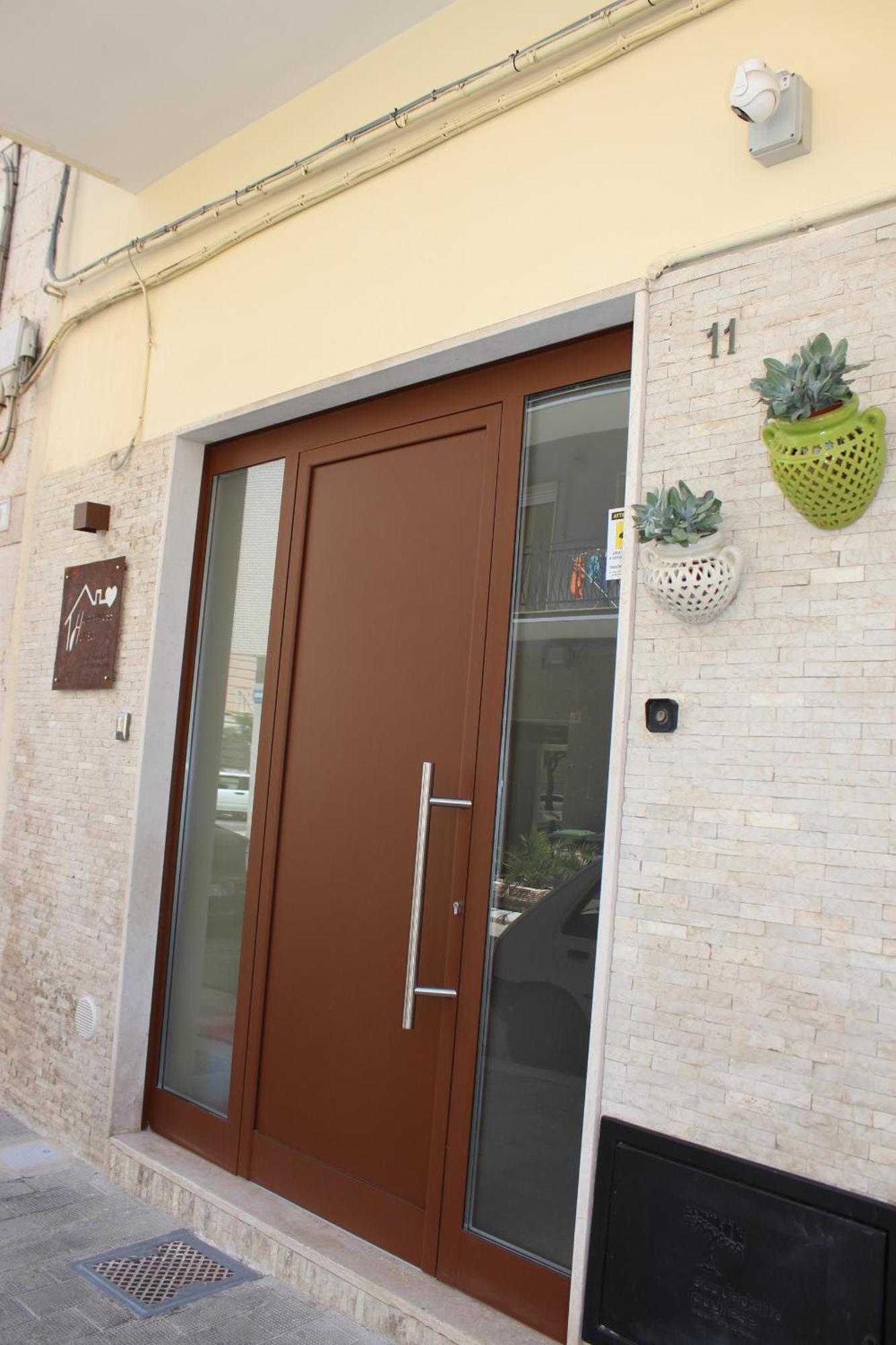 Appartement Happynesshouse_Locazione Turistica à Trani Extérieur photo
